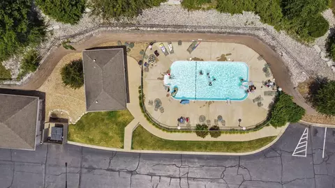 Exterior - 300 Glory Rd #2, Branson, MO 65616 photo 7 of 11