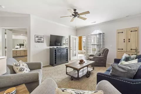 Living - 300 Glory Rd #2, Branson, MO 65616 photo 2 of 4