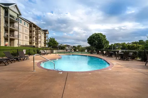 Exterior - 300 Glory Rd #2, Branson, MO 65616 photo 6 of 11