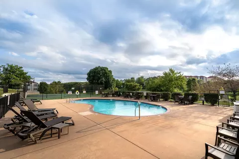Exterior - 300 Glory Rd #2, Branson, MO 65616 photo 5 of 11