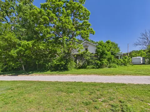 331 Rodgers St, Licking, MO 65542 photo 3