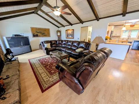 Living - 46 Acoma Dr, Branson West, MO 65737 photo 4 of 8