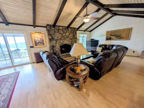 Living - 46 Acoma Dr, Branson West, MO 65737 photo 5 of 8