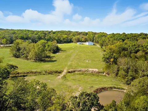 000 N Dade 181, Greenfield, MO 65661