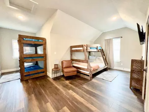 Bedroom - 350 Indian Summer Ln, Branson, MO 65616 photo 10 of 12