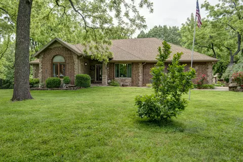 5924 S Farm Road 181, Springfield, MO 65804