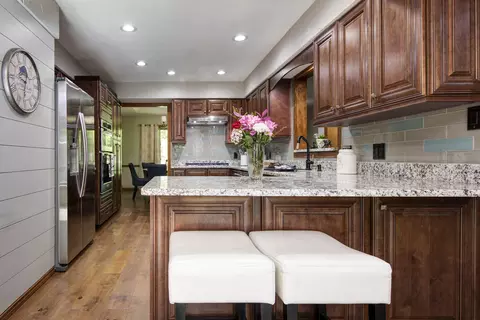 Kitchen - 5924 S Farm Road 181, Springfield, MO 65804 photo 3 of 5