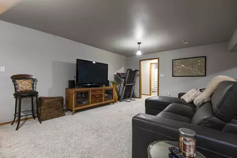 Living - 5924 S Farm Road 181, Springfield, MO 65804 photo 5 of 5
