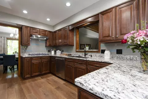 Kitchen - 5924 S Farm Road 181, Springfield, MO 65804 photo 1 of 5