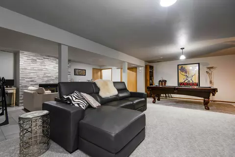 Living - 5924 S Farm Road 181, Springfield, MO 65804 photo 4 of 5