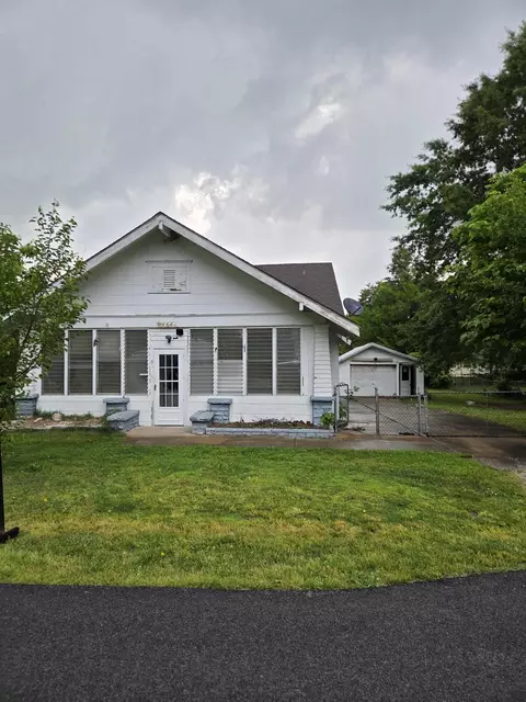 Other - 111 E Forest St, Bolivar, MO 65613 photo 1 of 4