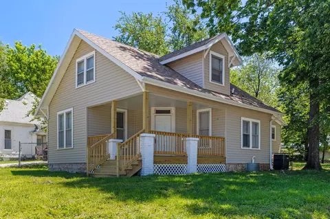 1130 W Atlantic St, Springfield, MO 65803