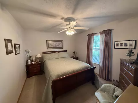 Bedroom - 2728 S Jonathan Ave, Springfield, MO 65807 photo 3 of 3