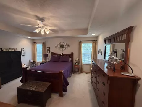 Bedroom - 2728 S Jonathan Ave, Springfield, MO 65807 photo 2 of 3