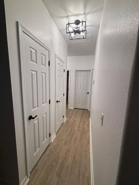 Entry Way - 607 E Falls Cir, Ozark, MO 65721 photo 4 of 4