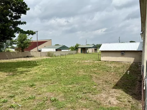 519 S Gilman Ave, Wheaton, MO 64874 photo 3