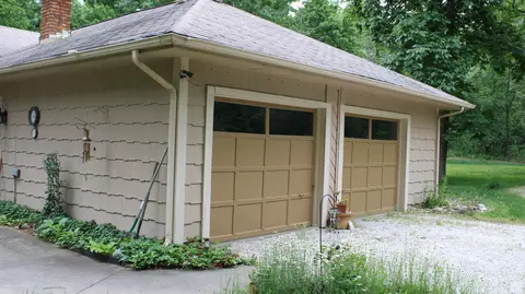 Exterior - 3043 E Southernview Rd, Ozark, MO 65721 photo 2 of 15