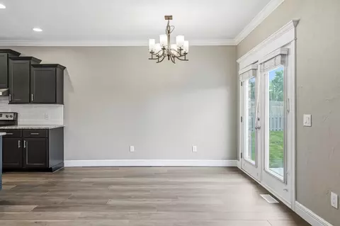 Dining - 4324 E Kentbrook Dr, Springfield, MO 65802 photo 1 of 1