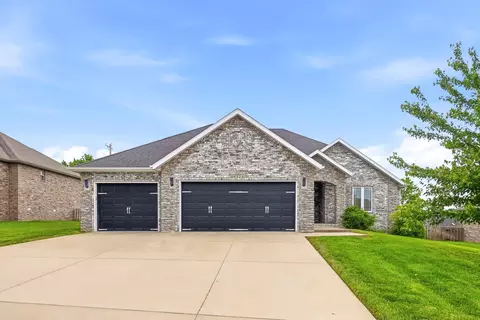 4324 E Kentbrook Dr, Springfield, MO 65802