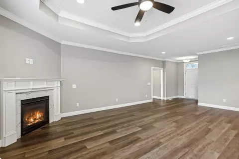 Living - 4324 E Kentbrook Dr, Springfield, MO 65802 photo 5 of 8