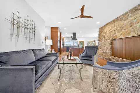 Living - 244 Thomas Ln, Shell Knob, MO 65747 photo 2 of 12