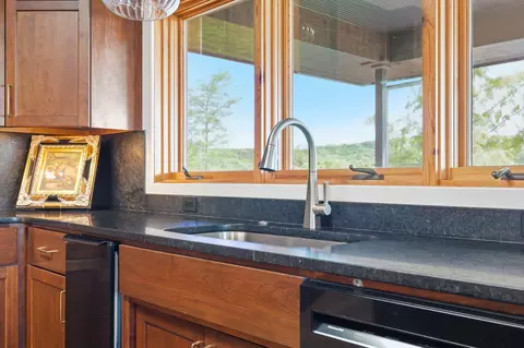 Kitchen - 244 Thomas Ln, Shell Knob, MO 65747 photo 5 of 12