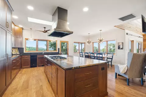 Kitchen - 244 Thomas Ln, Shell Knob, MO 65747 photo 2 of 12