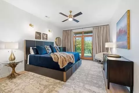 Bedroom - 244 Thomas Ln, Shell Knob, MO 65747 photo 6 of 7