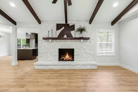 928 S Coach Light Ave, Springfield, MO 65802 photo 7