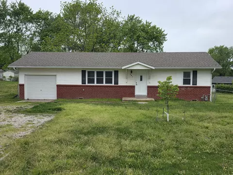 409 Alexander Ct, Marshfield, MO 65706