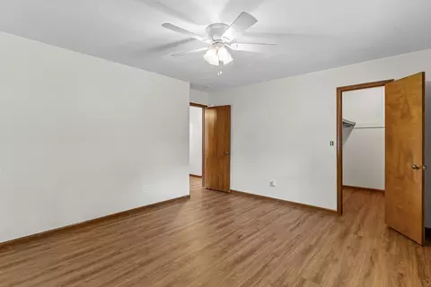 Bedroom - 1527 E Hanover St, Springfield, MO 65804 photo 5 of 6