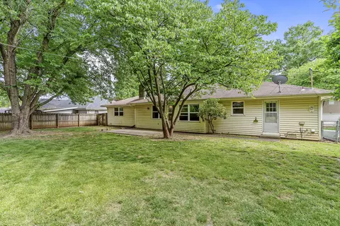 Exterior - 1527 E Hanover St, Springfield, MO 65804 photo 7 of 7