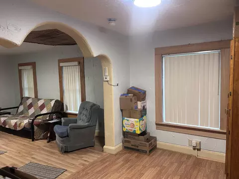 Living - 2010 E Cairo St, Springfield, MO 65802 photo 1 of 1