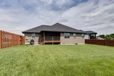 Exterior - 4714 N Venice Ct, Ozark, MO 65721 photo 8 of 10