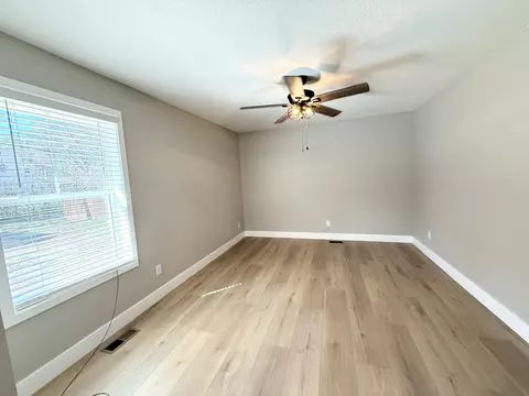 Living - 1116 W Broadmoor St, Springfield, MO 65807 photo 6 of 6