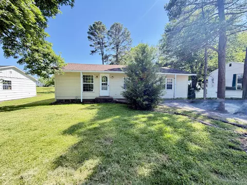 10 Burgoyne Dr, West Plains, MO 65775