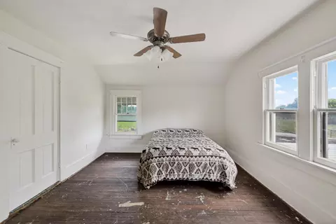 Bedroom - 7614 Apple Rd, Sarcoxie, MO 64862 photo 7 of 13