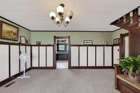 Entry Way - 7614 Apple Rd, Sarcoxie, MO 64862 photo 4 of 7
