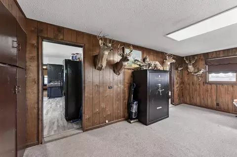 Entry Way - 7614 Apple Rd, Sarcoxie, MO 64862 photo 7 of 7
