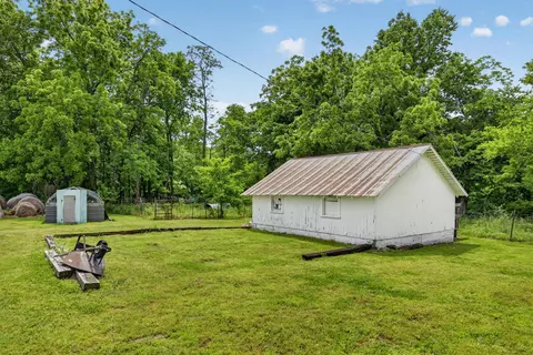 Exterior - 7614 Apple Rd, Sarcoxie, MO 64862 photo 13 of 15
