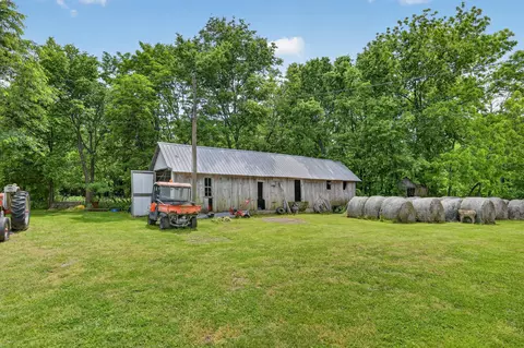 Exterior - 7614 Apple Rd, Sarcoxie, MO 64862 photo 3 of 15