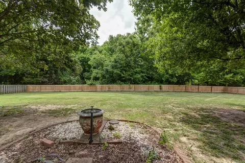 Exterior - 295 Oak Tree Ln, Ozark, MO 65721 photo 8 of 10
