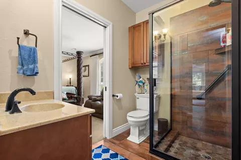 Bath - 400 Loganberry Rd, Branson, MO 65616 photo 9 of 9