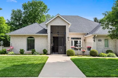 Exterior - 400 Loganberry Rd, Branson, MO 65616 photo 7 of 15