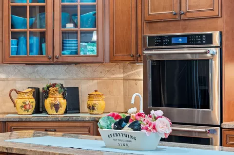 Kitchen - 400 Loganberry Rd, Branson, MO 65616 photo 3 of 7
