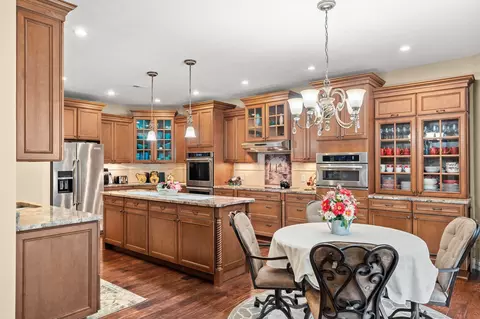 Kitchen - 400 Loganberry Rd, Branson, MO 65616 photo 6 of 7