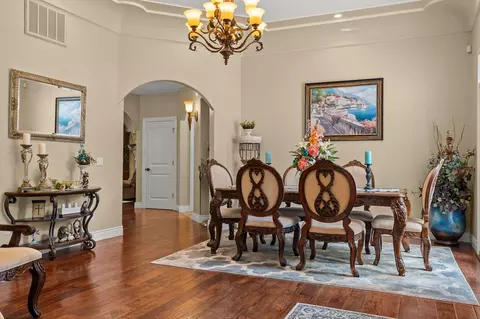 Dining - 400 Loganberry Rd, Branson, MO 65616 photo 2 of 2