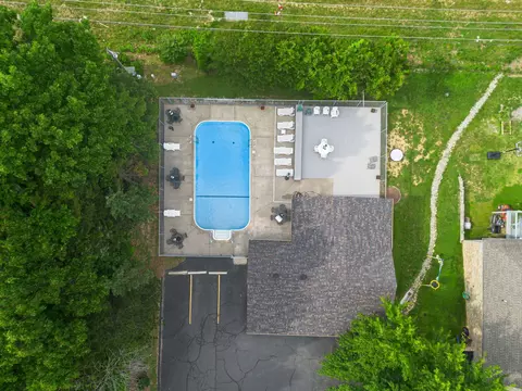 View/Area - 400 Loganberry Rd, Branson, MO 65616 photo 4 of 4