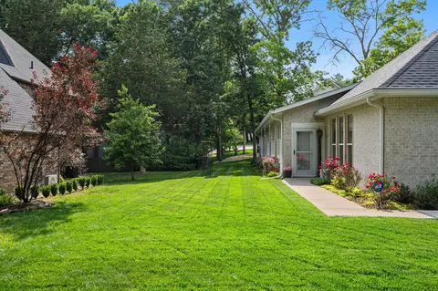 Exterior - 400 Loganberry Rd, Branson, MO 65616 photo 13 of 15