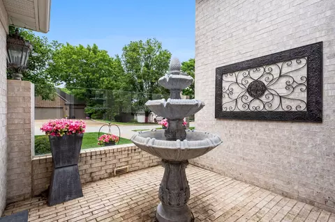 Exterior - 400 Loganberry Rd, Branson, MO 65616 photo 9 of 15